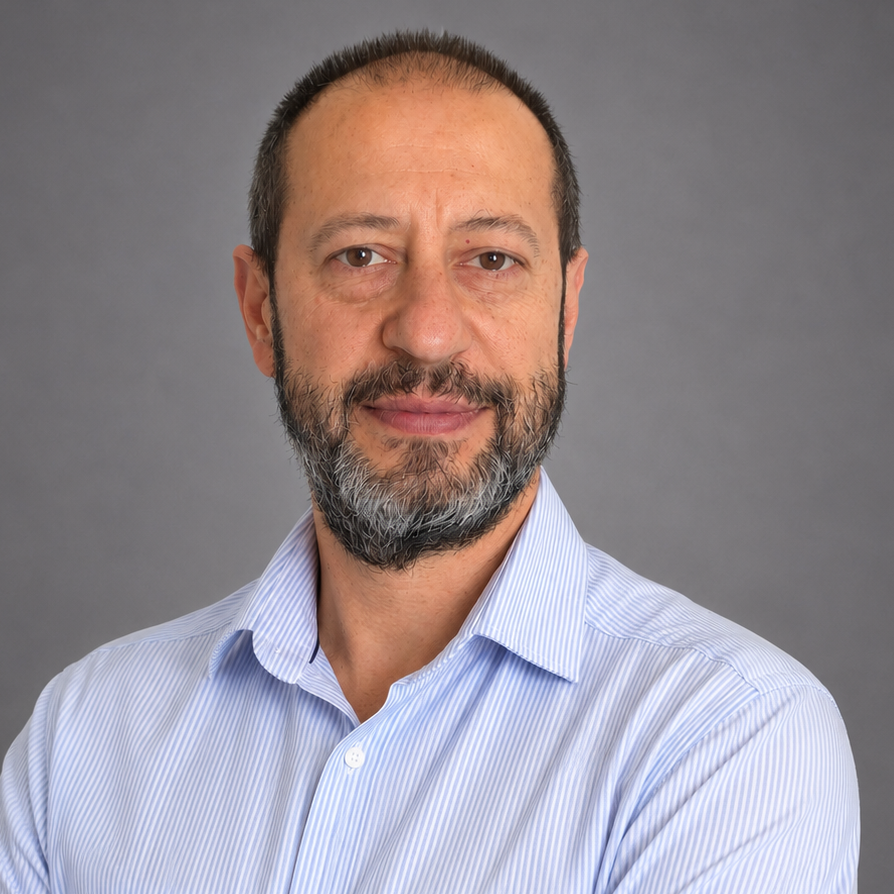 UK Erhan Salahur-894x894
