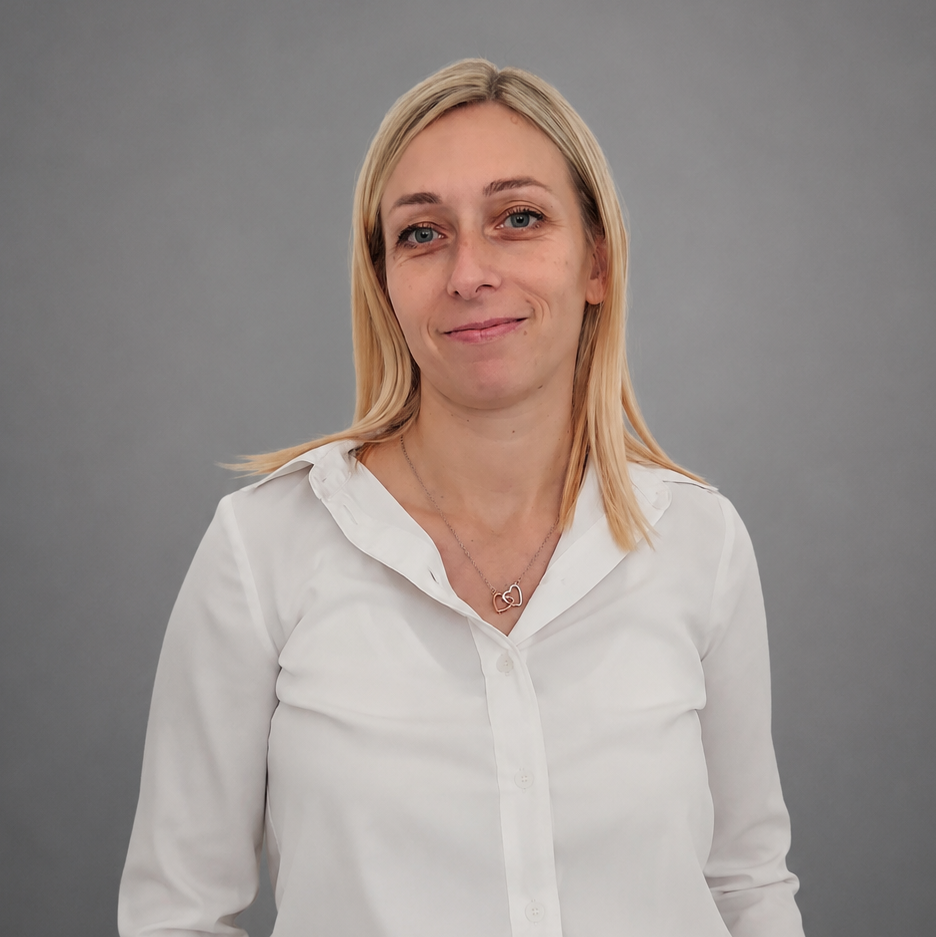 Slowenien Mojca Režek-936x937