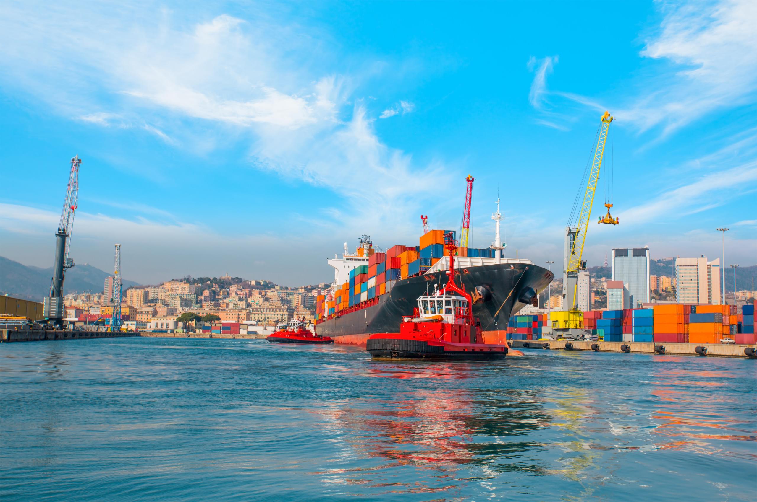 Italy_OceanFreight_Genoa_IT_Adobe_228385728.jpeg